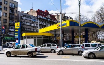 Benzina și motorina, tot mai ieftine în România: Cât costă un plin sâmbătă?
