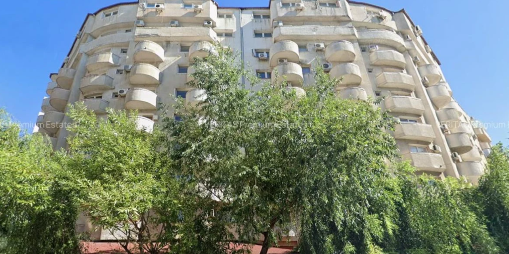 Bloc de 9 etaje din București, scos la vânzare: Ce avantaje are investiția?