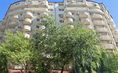 Bloc de 9 etaje din București, scos la vânzare: Ce avantaje are investiția?