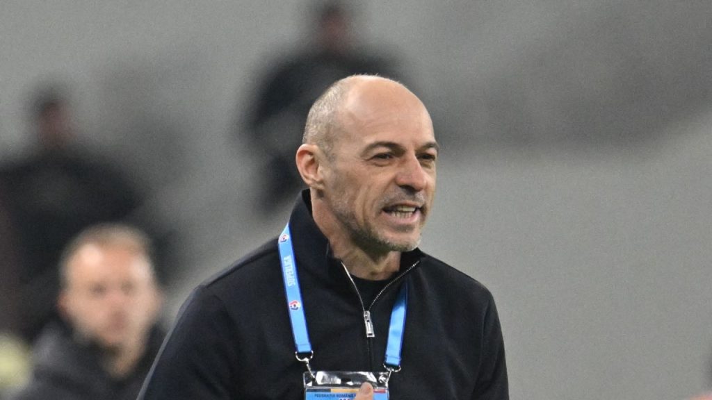 Andone, furios după eșecul cu CFR Cluj: Scandalul arbitrilor e intolerabil!