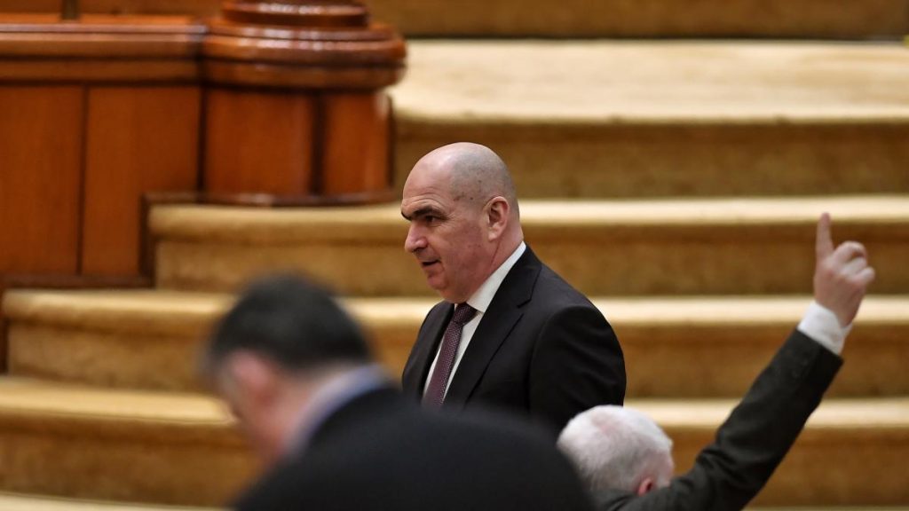 Bolojan: Peste 1.500 de companii au produs o gaură de 14 miliarde lei la bugetul României