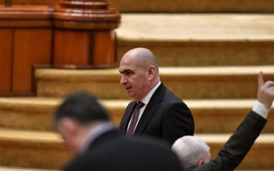 Bolojan: Peste 1.500 de companii au produs o gaură de 14 miliarde lei la bugetul României