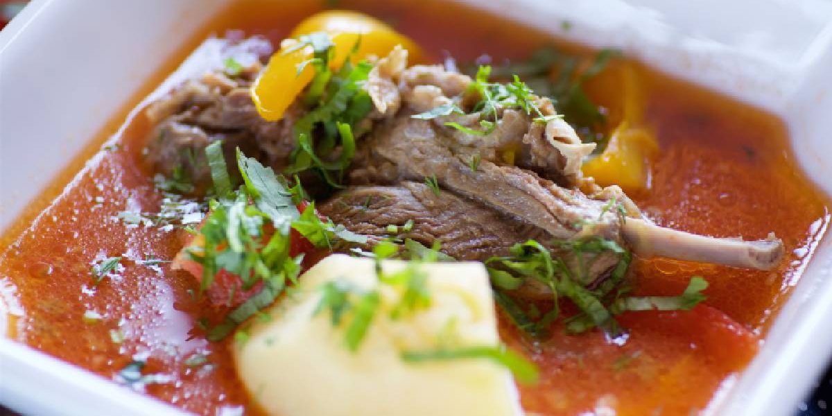 Ce se întâmplă cu corpul tău când rupi postul cu mâncare grea?