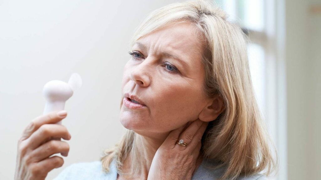 Când dă buzna menopauza: Vârsta, semnele ignorate de multe femei din România