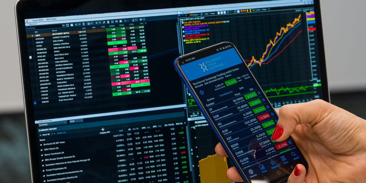 Bursă: Analiștii pun OMV Petrom sub lupa. Acțiunile, în scădere?