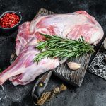 Cum alegi mielul perfect? Ghidul Rapid pentru o friptură de Paște reușită