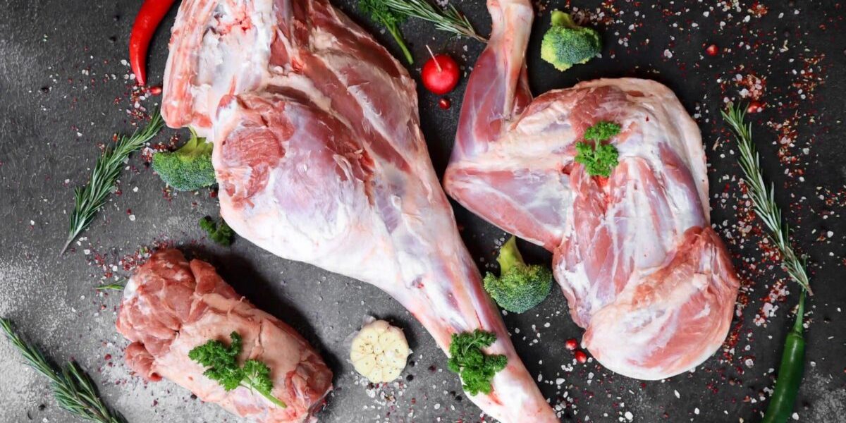 Înlocuiește aroma puternică de miel: Trucuri de bucătărie