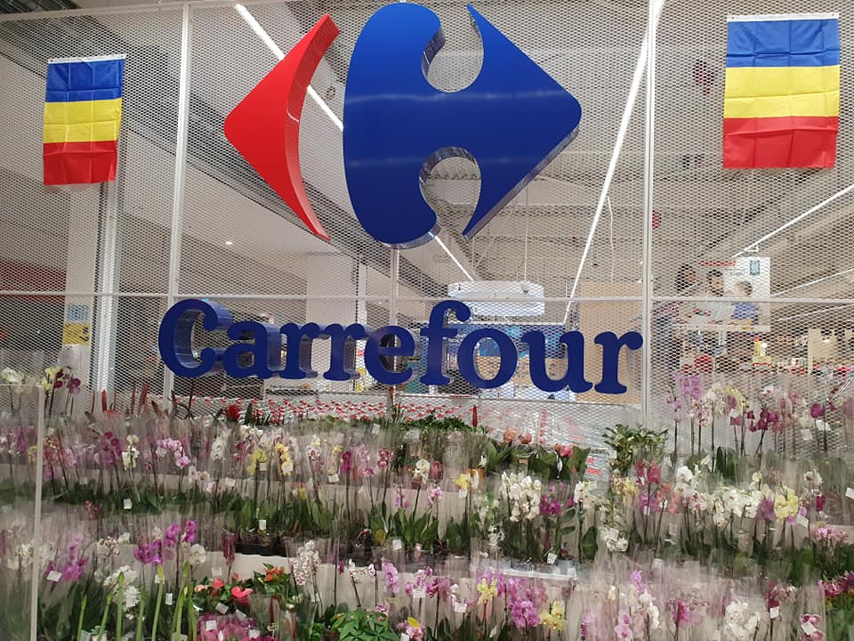 Programul mall-urilor și magazinelor se modifică de Paște Marile centre comerciale și magazinele din București își vor ajusta programul de funcționare cu ocazia sărbătorilor pascale, mulți dintre ele având program redus sau fiind închise în anumite zile