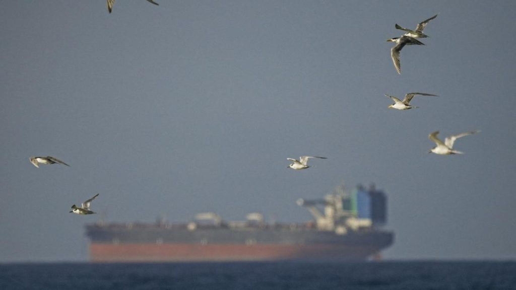 Blocada NAVALĂ în Strâmtoarea Ormuz: Cum ar putea funcționa practic?