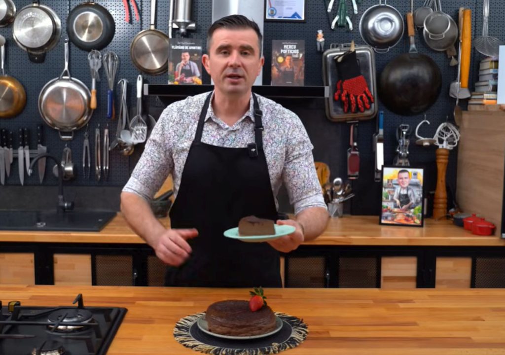 Cea mai rapidă rețetă: Cheesecake de ciocolată cu 3 ingrediente, fără făină
