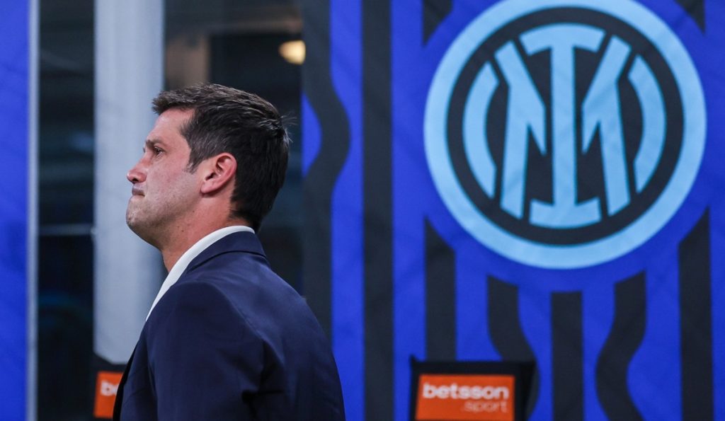 Milan umbrește Inter: Când așteaptă Chivu titlul, după victoria „diavolilor”?