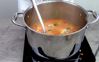 Condimentul INTERZIS în ciorba de curcan: Greșeala culinară FATALĂ