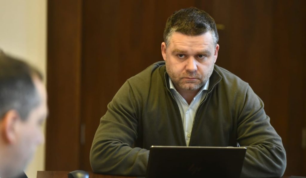 Ciucu, revoluție la terasele din București: Parcurile, curățate de chioșcuri