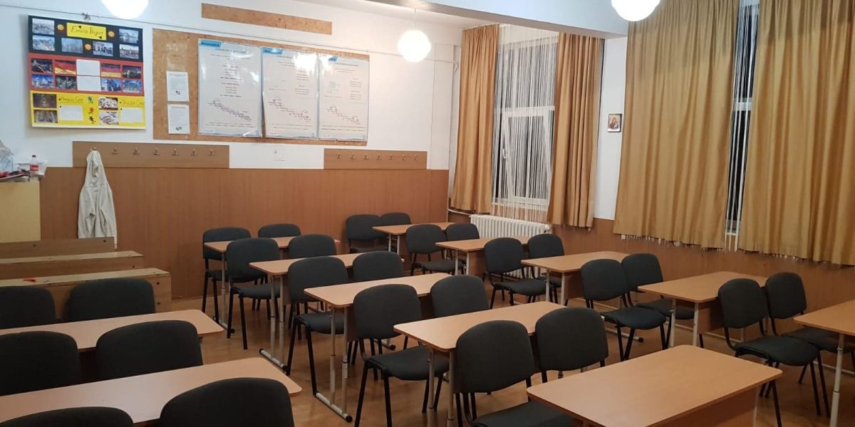 clasa-goala-vacanta.jpg - JurnalUrban