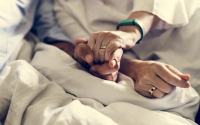 Noi dezvăluiri: Ce văd oamenii înainte de moarte? Există un tipar clar