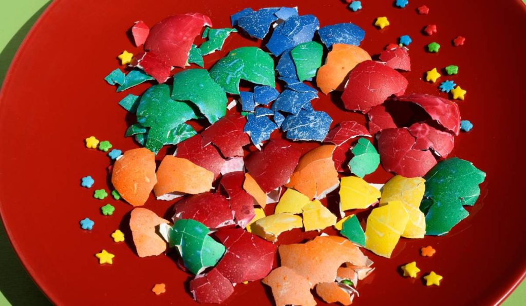 Nu arunca cojile de ouă de Paște! Secretul grădinii fertile cu „ceai” miraculos