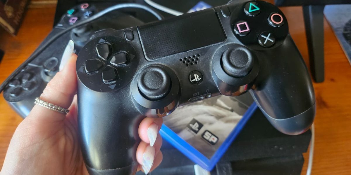 consola-1-1-rotated.jpeg - JurnalUrban