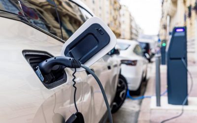 Crește febra electricelor în Europa: Realitatea economică bate tranziția energetică