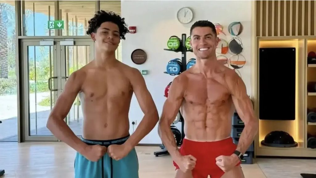 Ronaldo și fiul, spre istorie: Vor juca împreună pe teren