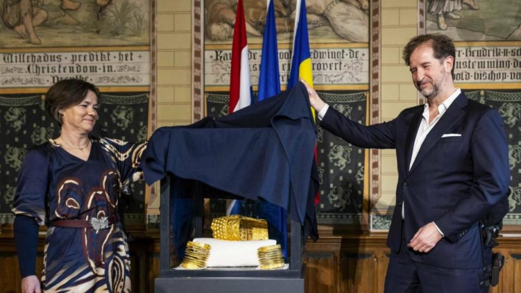 Coiful de la Coțofenești: Polițiștii, 400.000 de euro pentru hoț. „I s-a părut puțin”