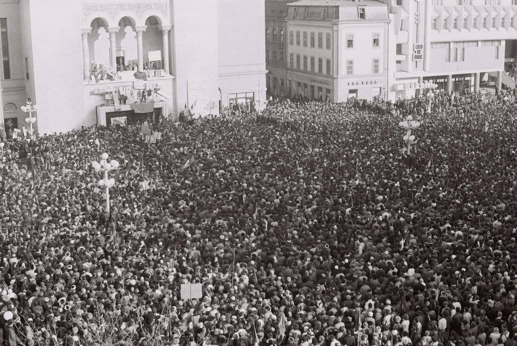 Societatea Timișoara sare în apărarea lui Bolojan, vizat de atacurile PSD