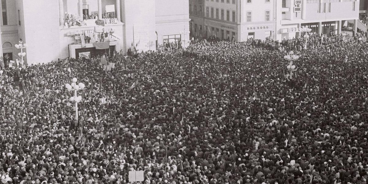 Societatea Timișoara sare în apărarea lui Bolojan, vizat de atacurile PSD