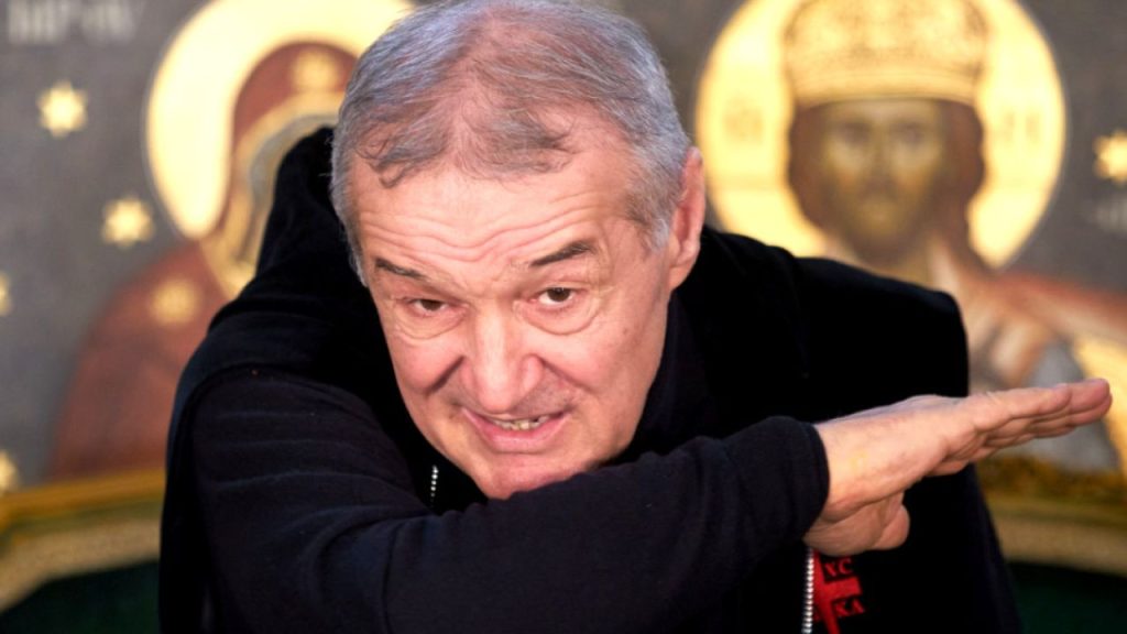 Becali, atac necruțător la un jucător FCSB: „Nu mai poate, să nu-l mai bage!”