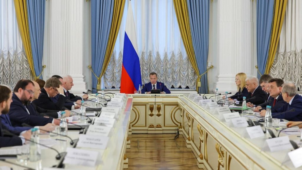 Ambasadorul Rusiei, convocat la Praga după amenințările Moscovei la adresa Europei