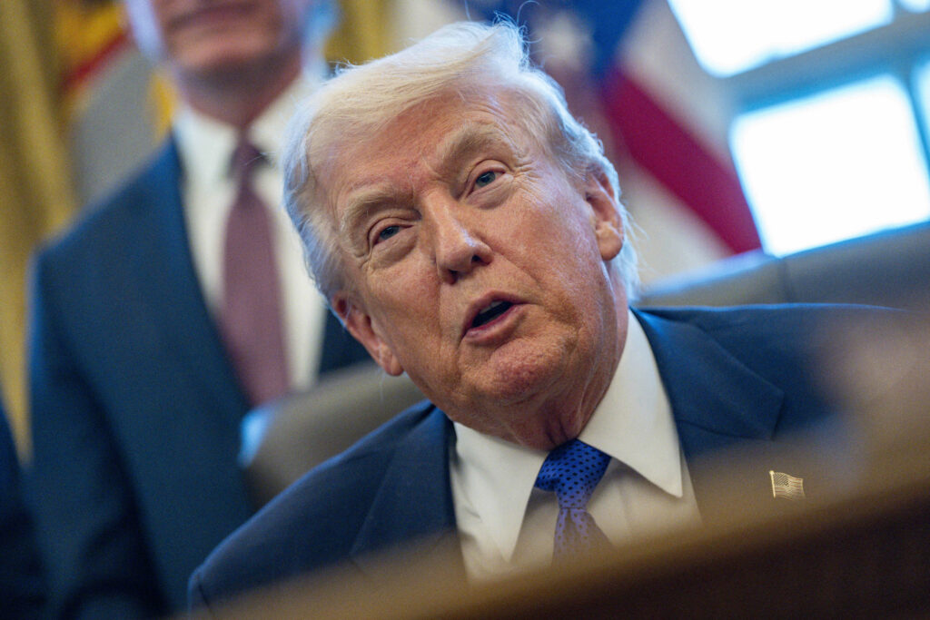Trump, gata să-l demită pe șeful Rezervei Federale: „Dacă nu pleacă…”