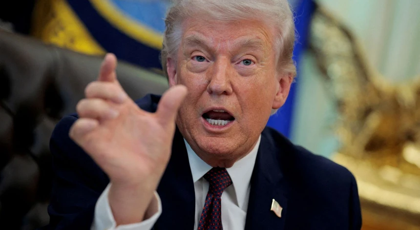 Trump zdruncină scena globală: NATO, gata să deblocheze Strâmtoarea Ormuz