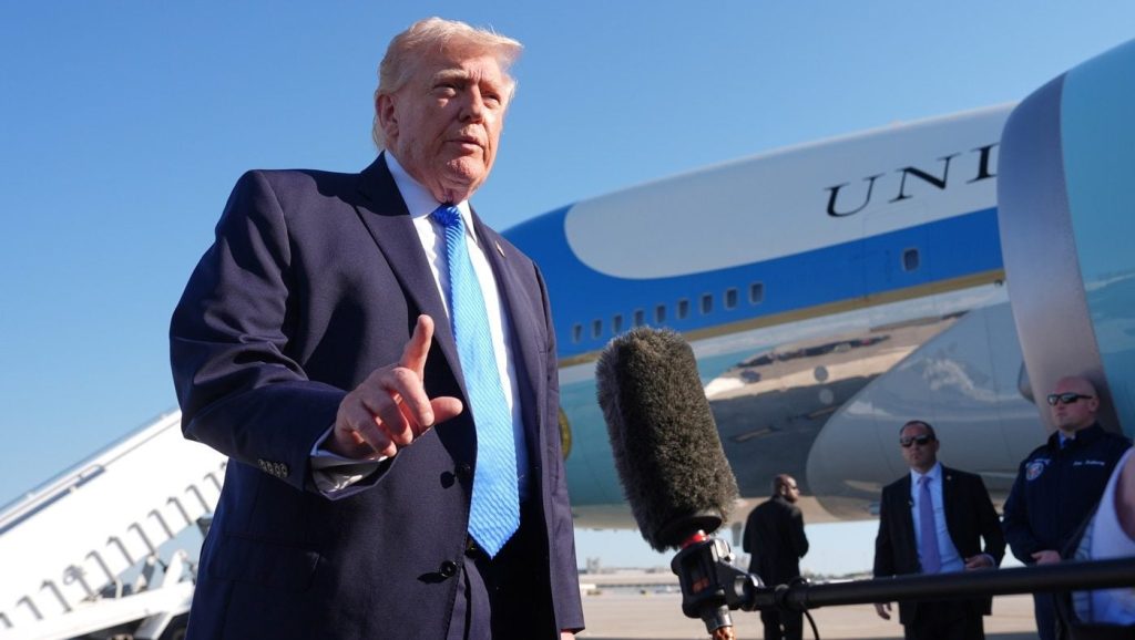 Trump vrea blocarea Strâmtorii Ormuz, Iranul ripostează