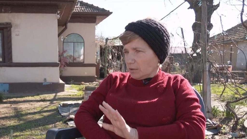 O mamă din județul Ilfov a trăit un șoc major când, într-o dimineață, mascații i-au bătut la ușă