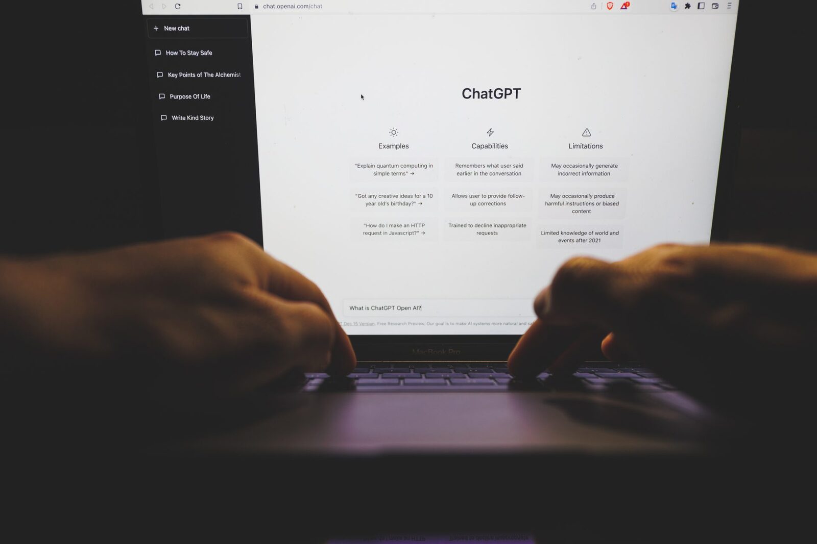 ChatGPT, armă secretă? Casele de avocatură SUA, avertisment pentru clienți