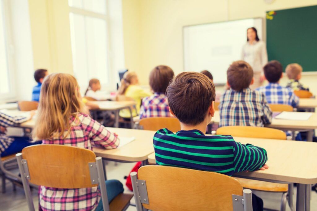 O reformă majoră se profilează în educație, cu un proiect de lege care vizează o schimbare fundamentală a modului în care profesorii sunt distribuiți în școli