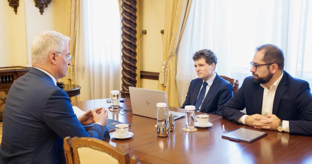 Nicuşor Dan: Administrația trebuie să asigure fondurile PNRR, indiferent de politică