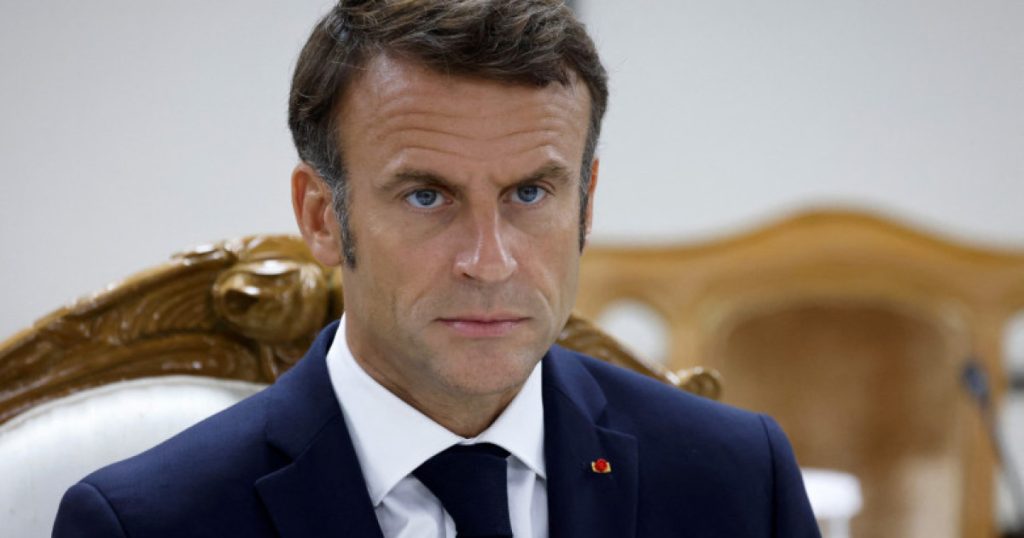 Macron, pe urmele lui Trump: REȚELELE SOCIALE, interzise minorilor în UE