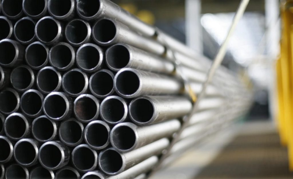 Fabrica de Țevi din Roman, un producător important de țevi de oțel, a fost achiziționată de compania ucraineană INTERPIPE