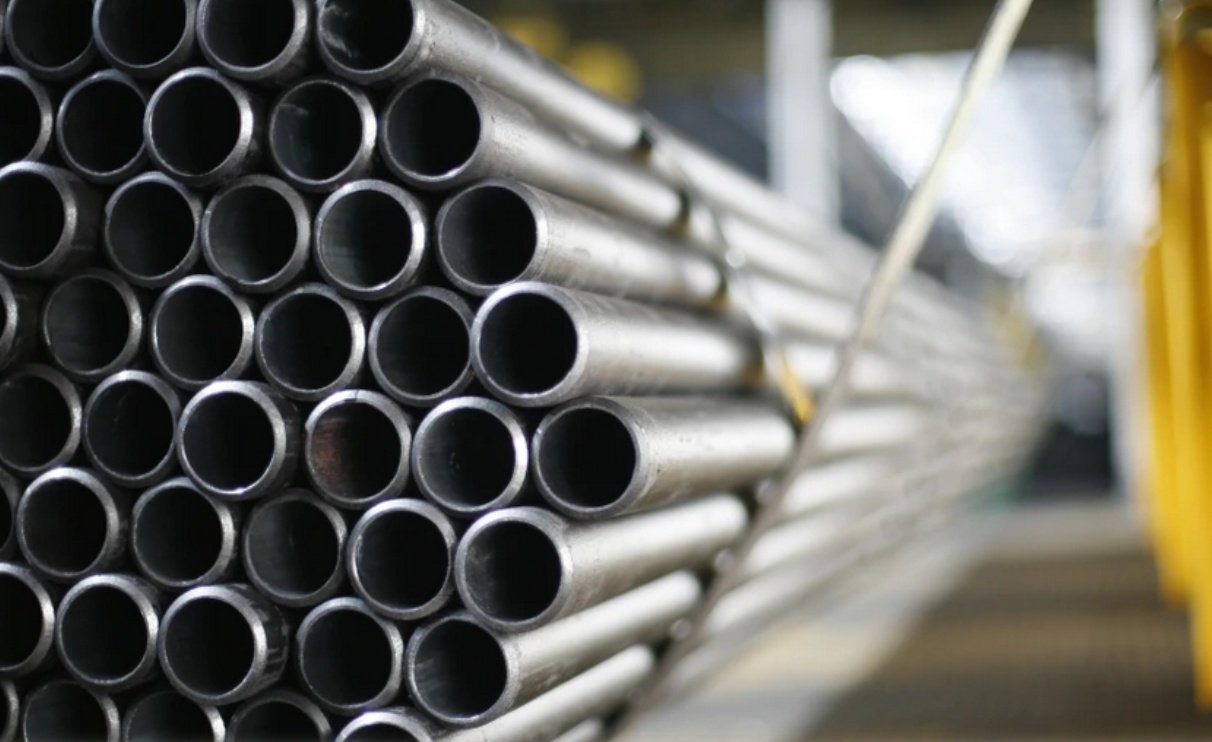 Fabrica de Țevi din Roman, un producător important de țevi de oțel, a fost achiziționată de compania ucraineană INTERPIPE