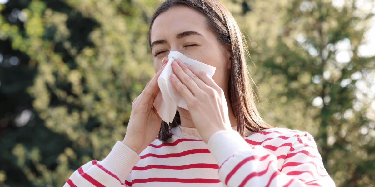 O femeie din România a strănutat viermi: Un caz medical șocant