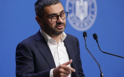Bugetarii, afectați de schimbări: Salariile sub 4.000 lei NU scad, spune Florin Manole