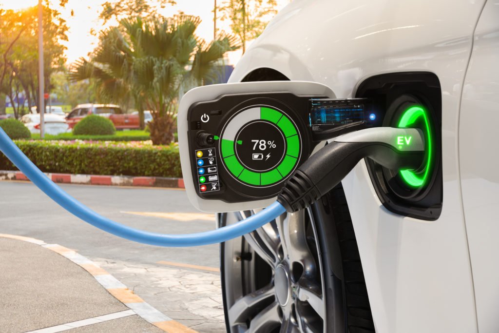 Piața auto din România se electrifică: Cota vehiculelor complet electrice crește simțitor Cota de piață a mașinilor complet electrice înmatriculate în luna martie a acestui an a atins 6,5%, o creștere semnificativă față de aceeași perioadă a anului 2023, când se situa la 2,8%