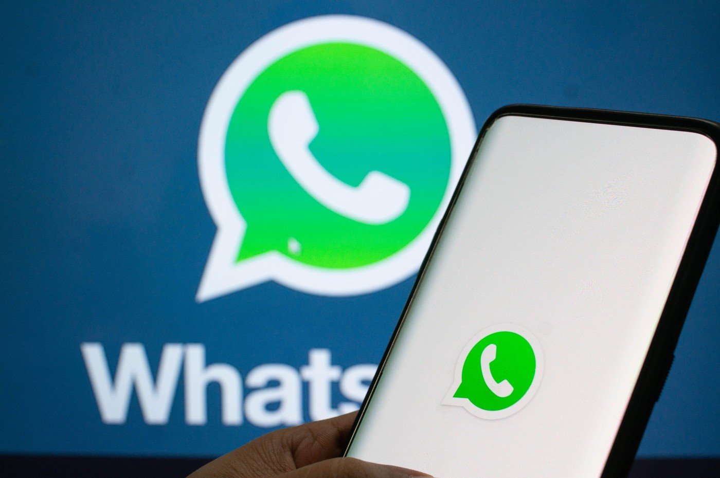 WhatsApp se modernizează: Noi funcții pentru gestionarea spațiului, editare foto și conturi multiple WhatsApp introduce o serie de funcții noi, menite să optimizeze experiența utilizatorilor și să extindă capabilitățile platformei