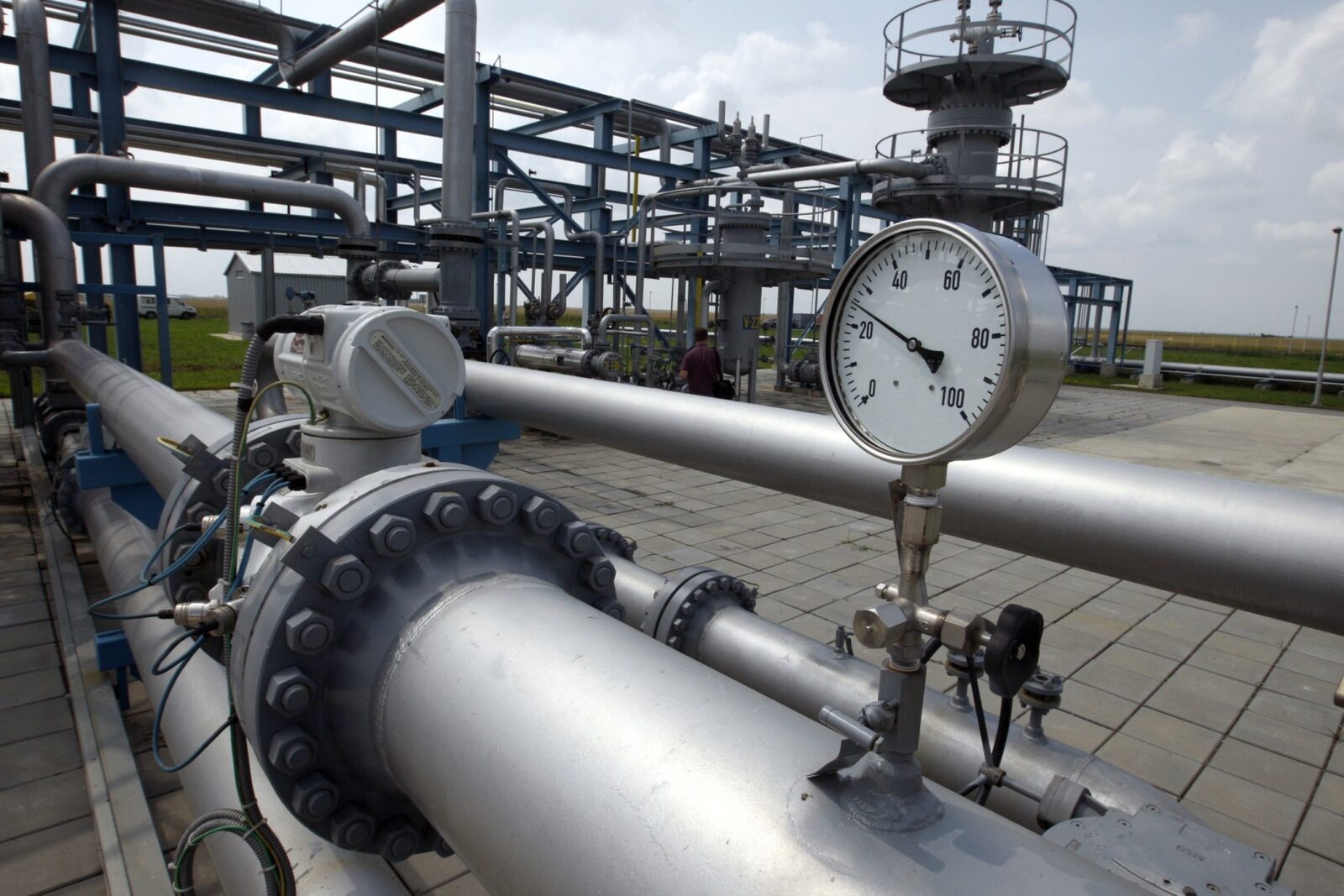 Energie: 3,5 miliarde euro investiți în producție și transport, anunță Ministrul