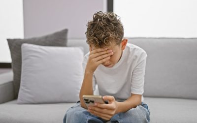 De ce Generația Z e mai anxioasă? Adevărul despre presiunile uriașe