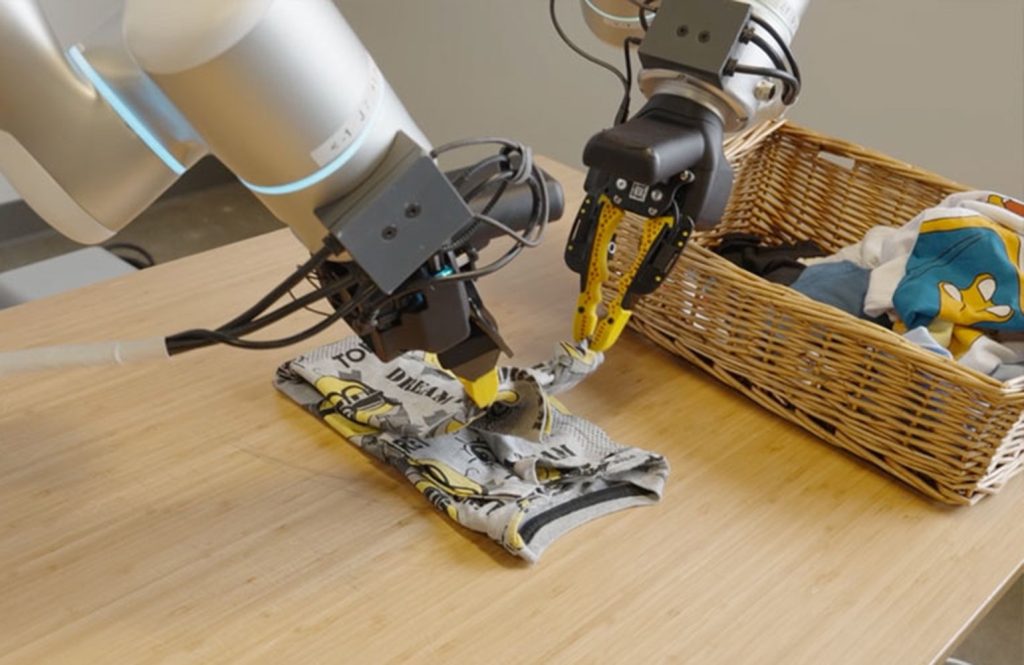 Un nou robot promite să revoluționeze industria, cu o rată de fiabilitate de 99% în sarcini repetitive