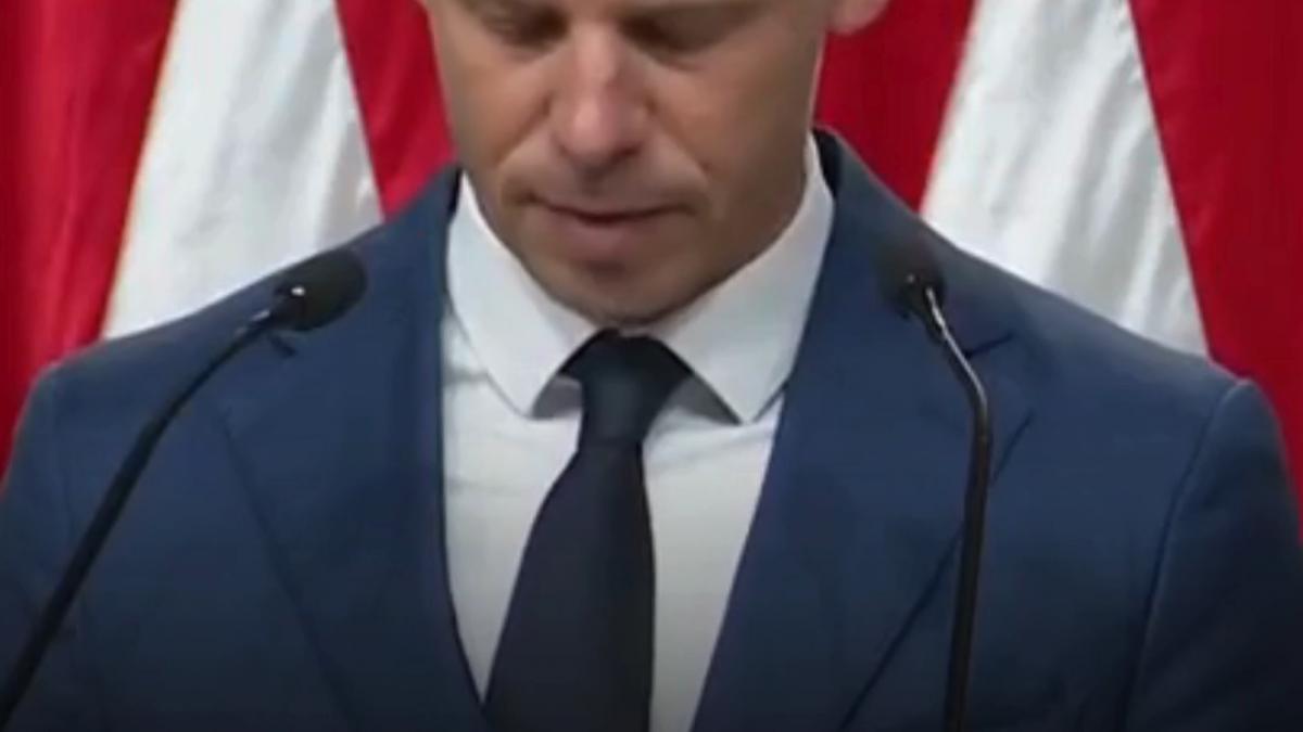 Simion dansa pe morminte, Magyar: Orban i-a trădat pe maghiarii din Transilvania