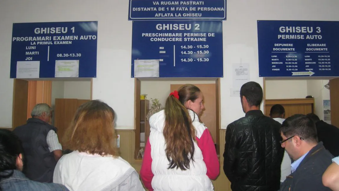România scutește românii de drumurile la ghișeu: Statul verifică actele
