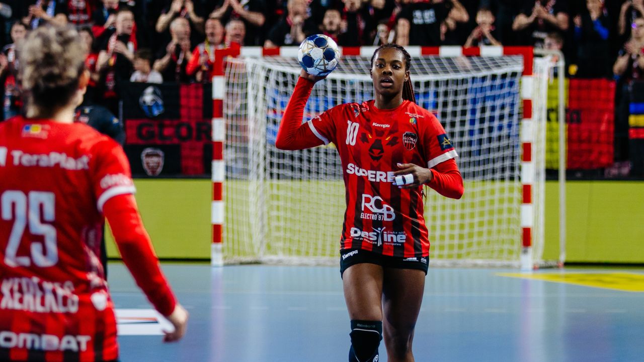 Handbal feminin: Ierarhia ligii naționale după etapa a 19-a
