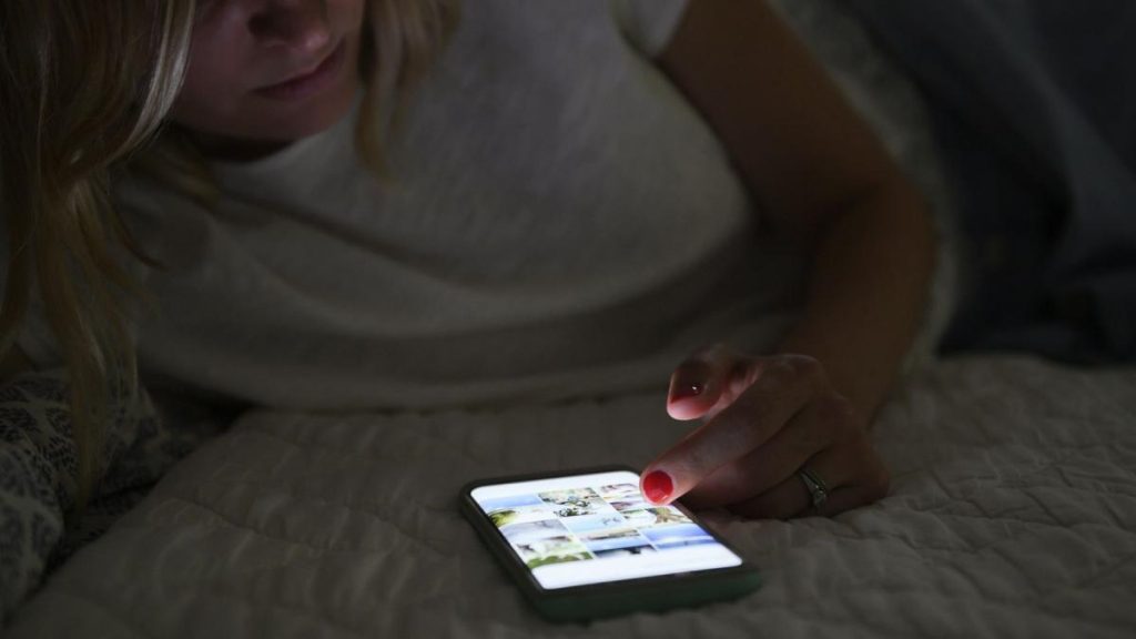 Google scanează toate pozele: Ce schimbări aduce noua actualizare