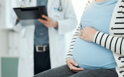 Gravidă refuzată la București: A plecat în Germania să-și salveze copilul